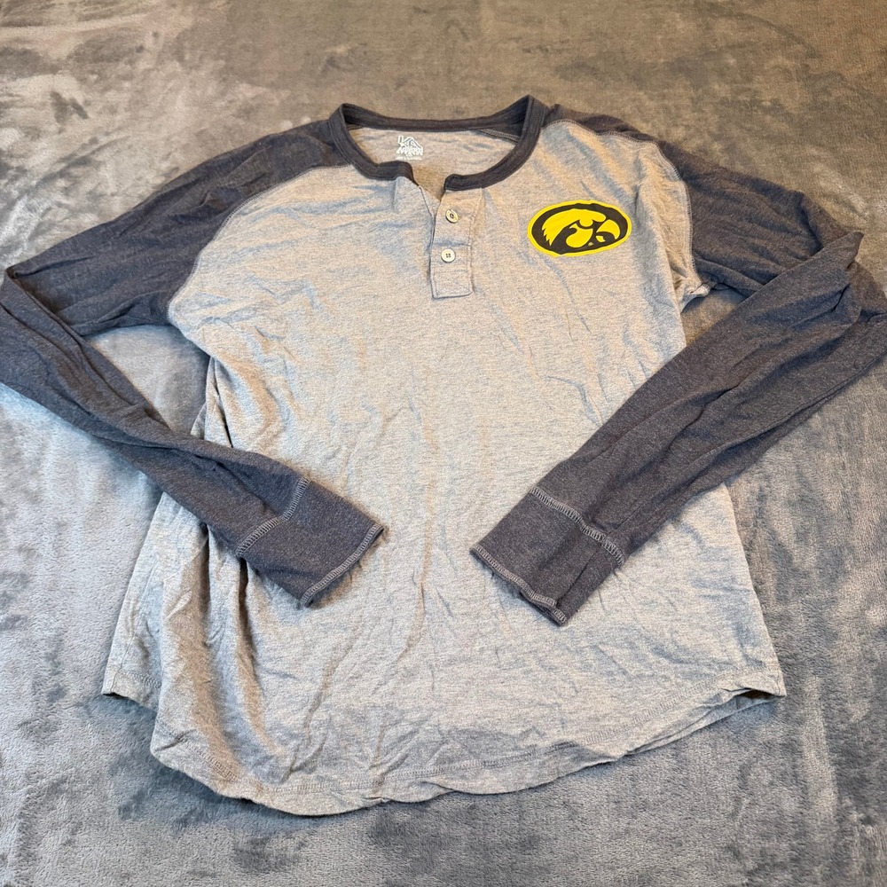 Iowa Hawkeyes Long Sleeve Henley T Shirt Men Large Gray Dark Gray Raglan Logo